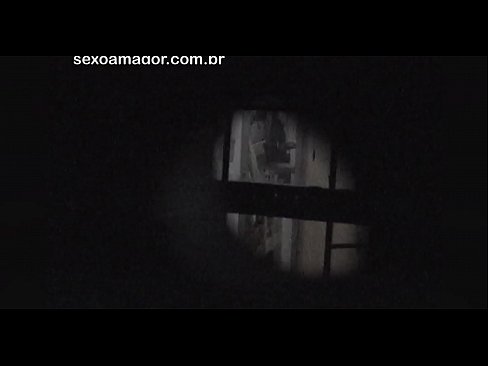 ❤️ Ξανθιά κοπέλα βιντεοσκοπήθηκε κρυφά από ηδονοβλεψία της γειτονιάς κρυμμένο πίσω από κούφια τούβλα ️❌ Χάρντκορ πορνό ❌❤